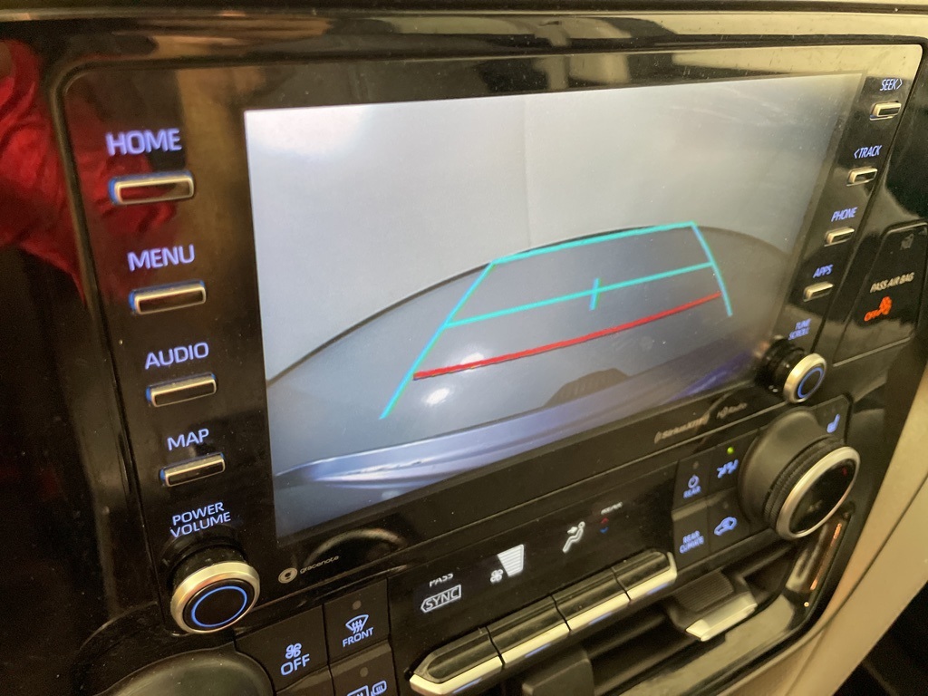 2021 Toyota Highlander XLE photo 27