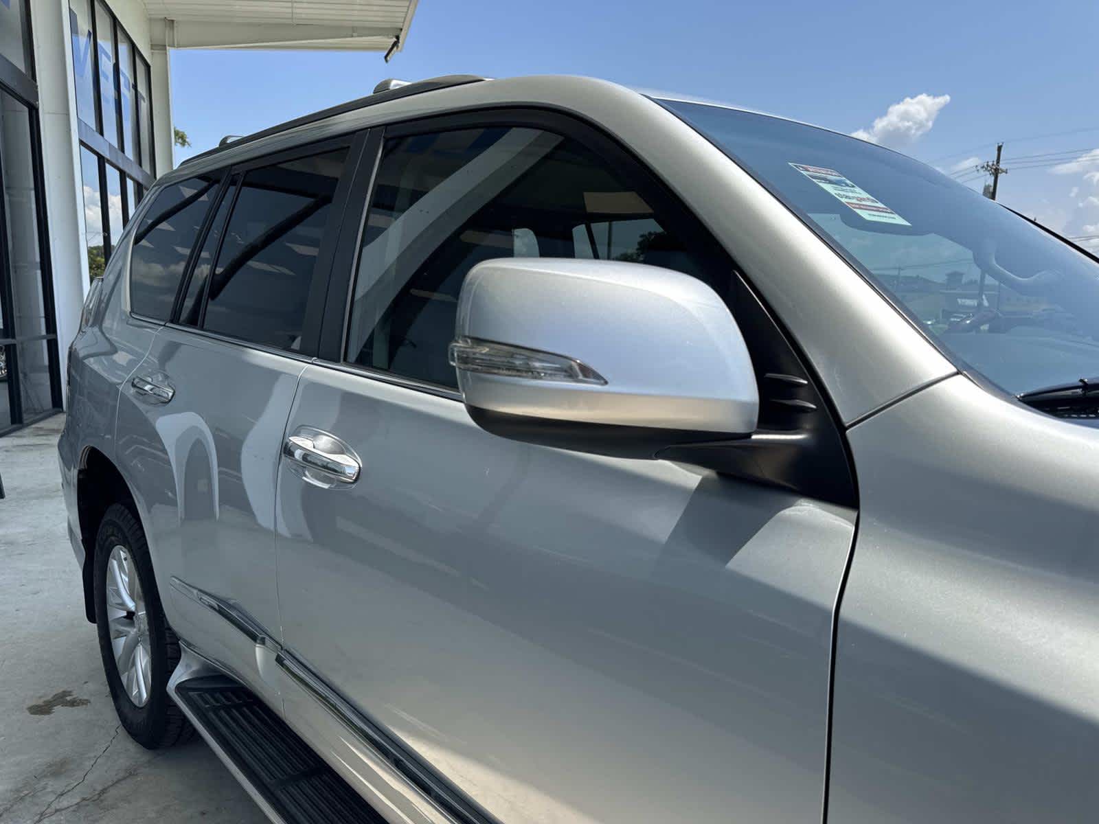 2018 Lexus GX 460 Premium photo 23