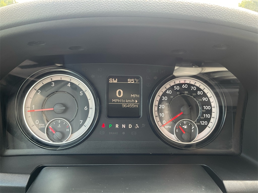 2019 Ram 1500 Classic Express photo 18