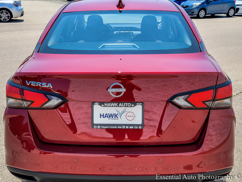 2025 Nissan Versa SV photo 5