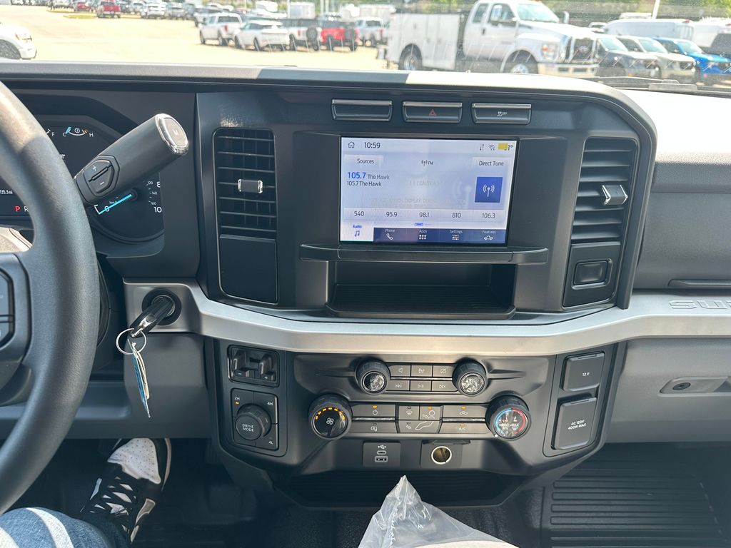 2024 Ford F-450 XLT photo 16