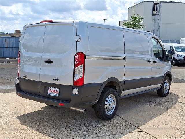 2024 Ford Transit photo 3