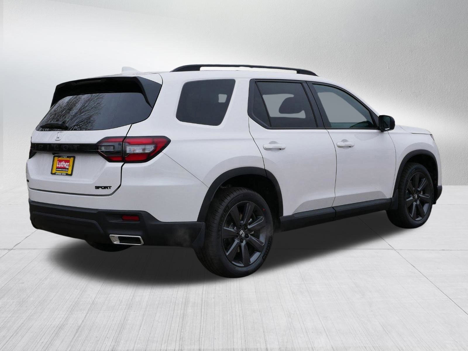 2025 Honda Pilot Sport photo 7