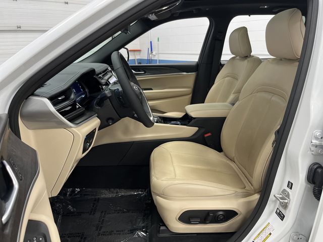 2022 Jeep Cherokee Limited 4xe photo 4