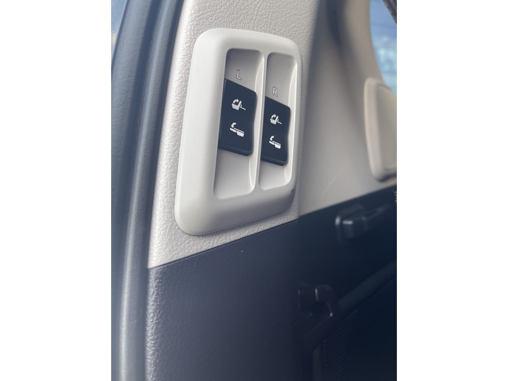 2019 Lexus GX 460 Luxury photo 25