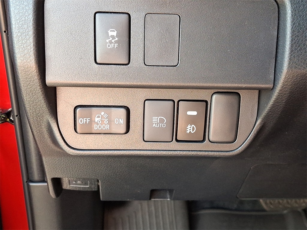 2023 Toyota Tacoma SR photo 21