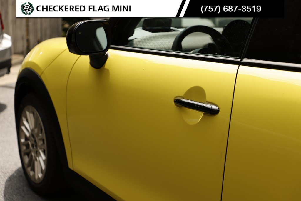 2025 Mini Cooper S Iconic photo 11