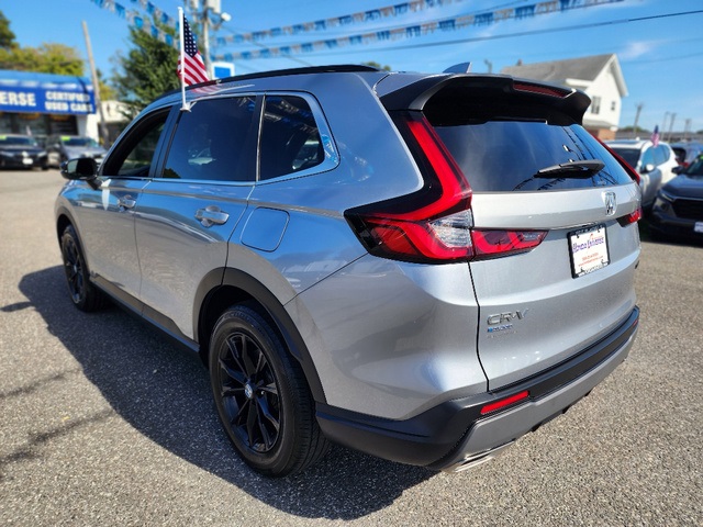2023 Honda CR-V Hybrid Sport photo 3