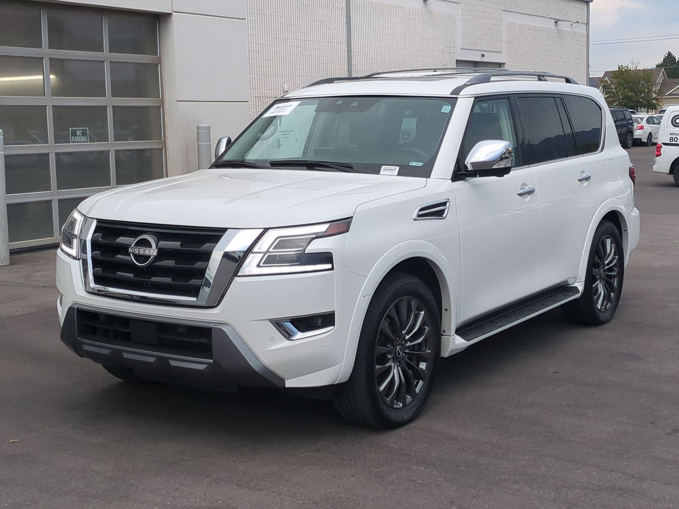 2023 Nissan Armada Platinum photo 7