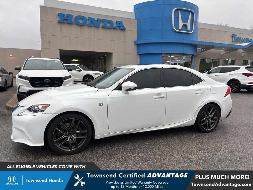 2016 Lexus IS 300's photo