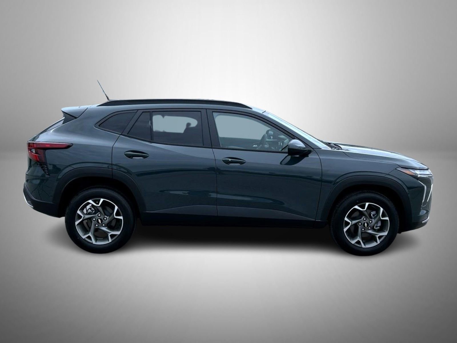 2026 Chevrolet Trax LT photo 4