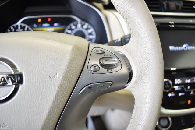 2015 Nissan Murano SL photo 18