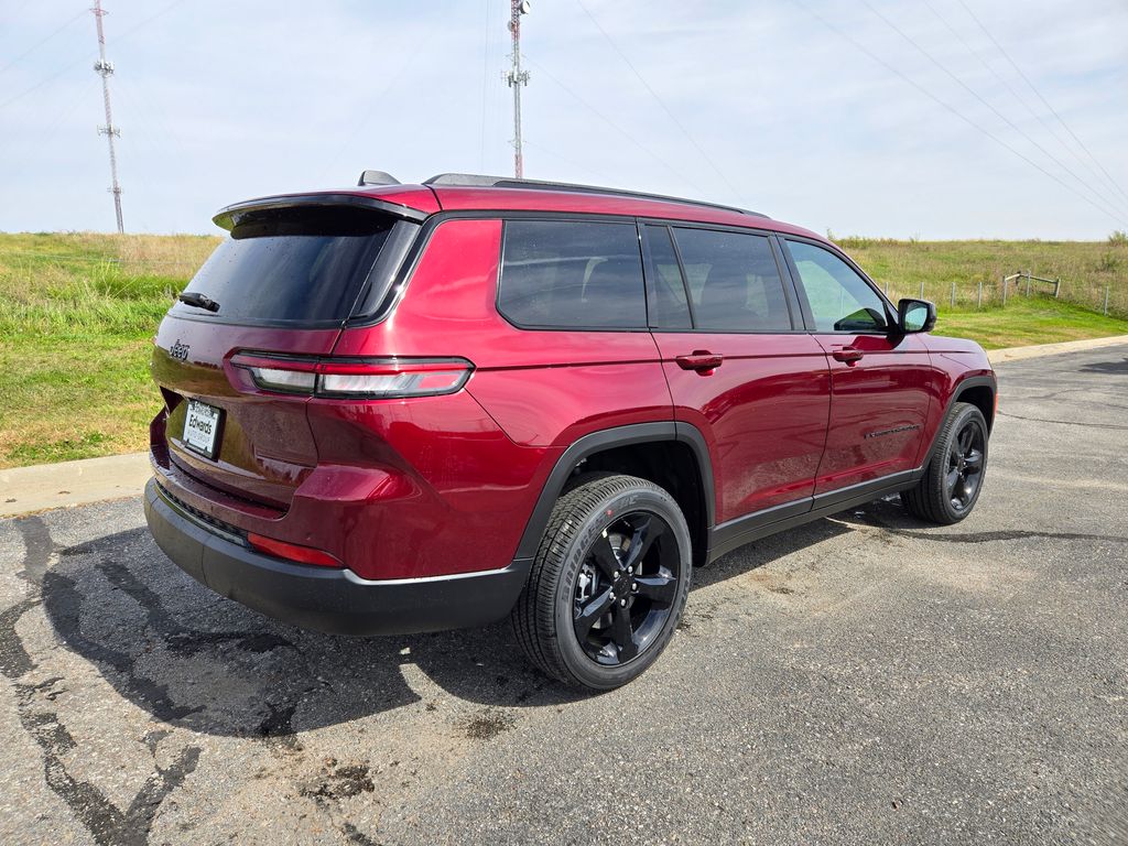 2025 Jeep Grand Cherokee Altitude X photo 2
