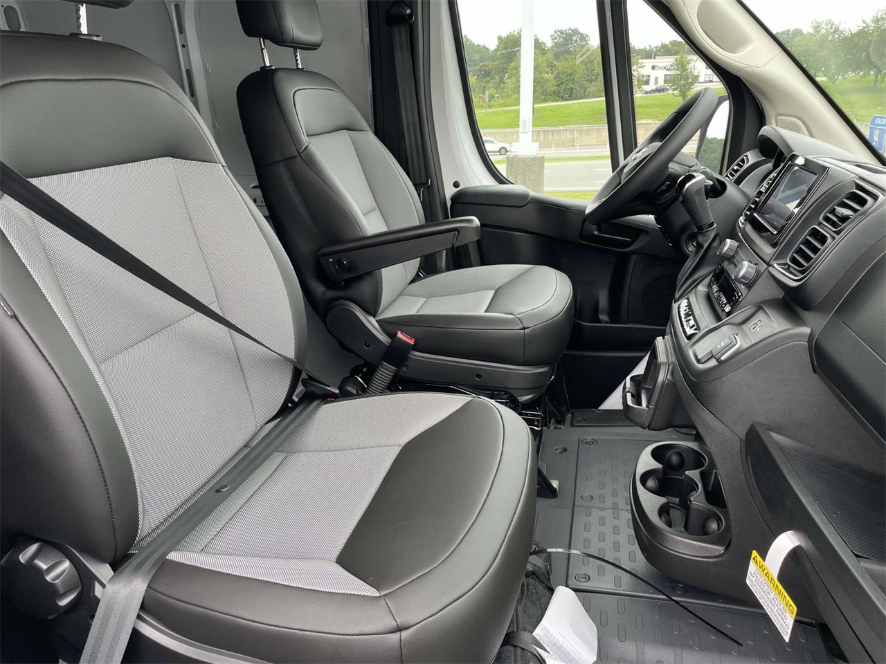 2025 Ram ProMaster 2500 photo 23