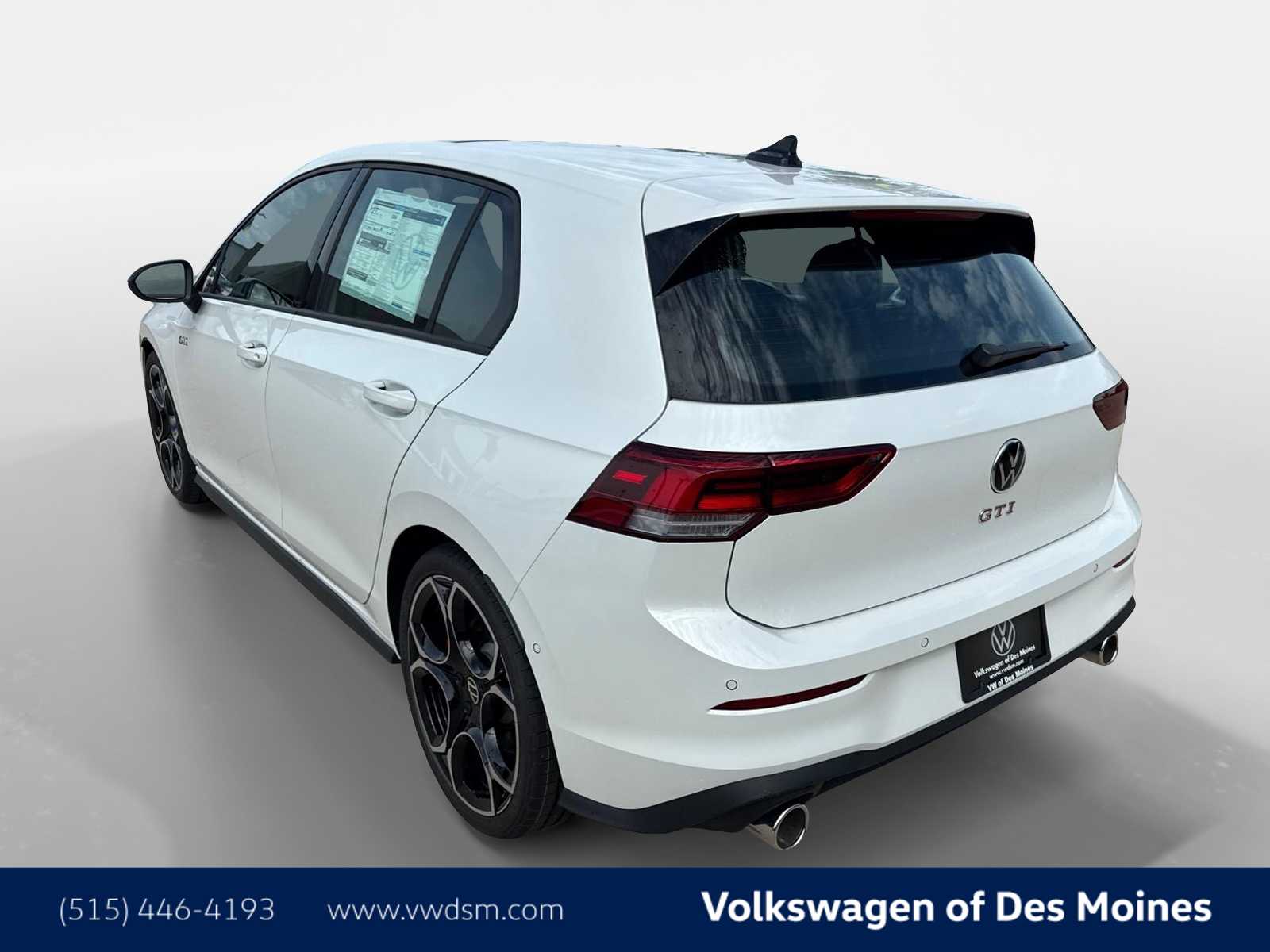 2025 Volkswagen Golf GTI Autobahn photo 4