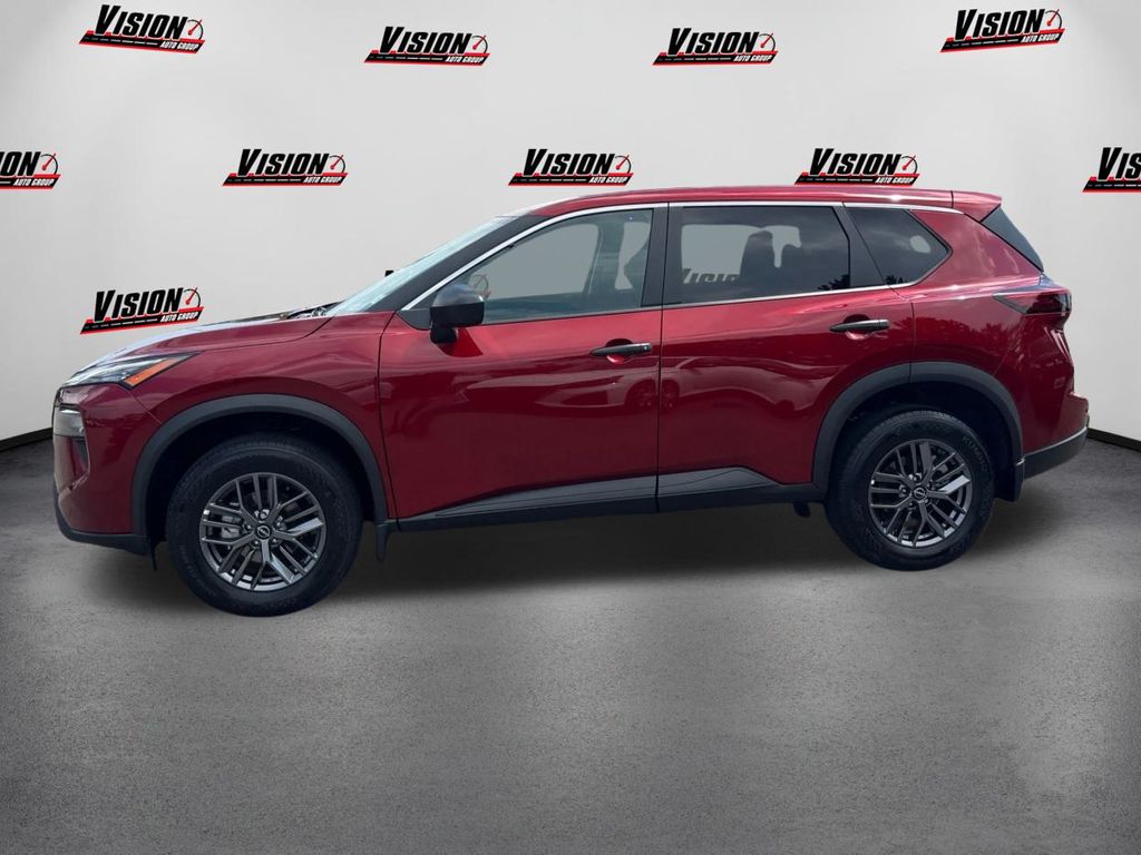 2025 Nissan Rogue S photo 8