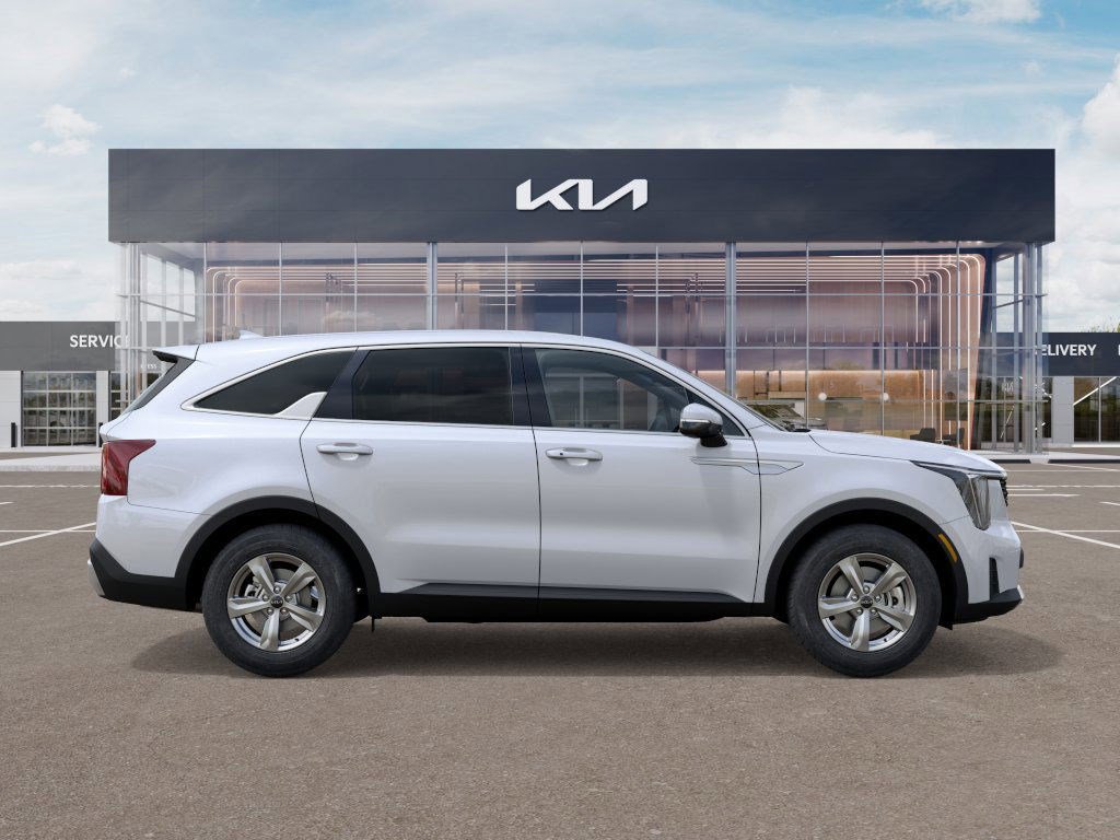 2026 Kia Sorento LX's photo