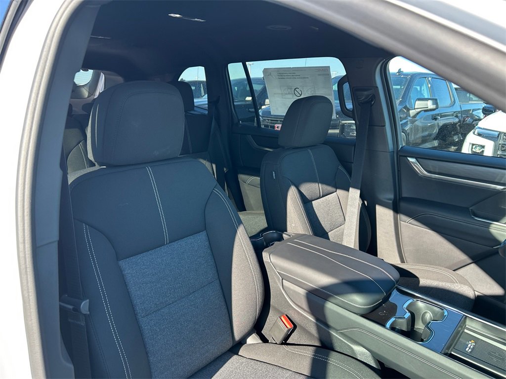 2026 GMC ACADIA - Image 37