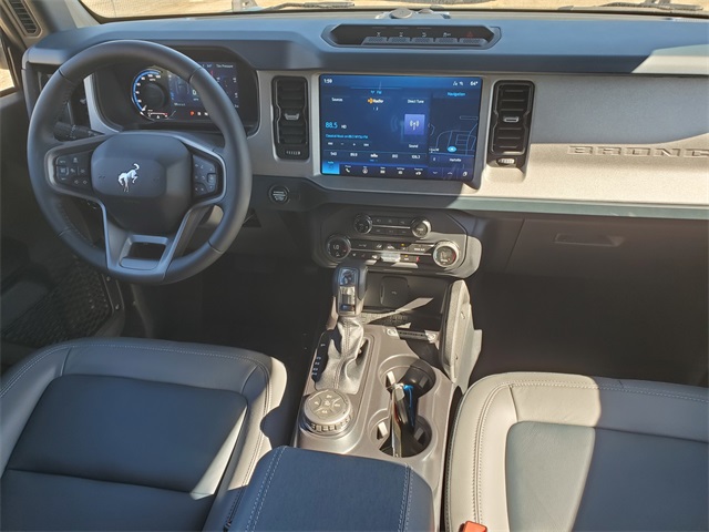 2024 Ford Bronco Outer Banks photo 32