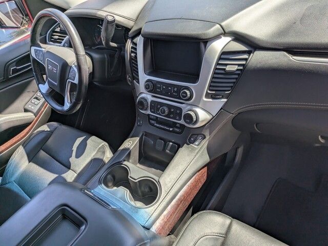 2020 Gmc Yukon SLT photo 38