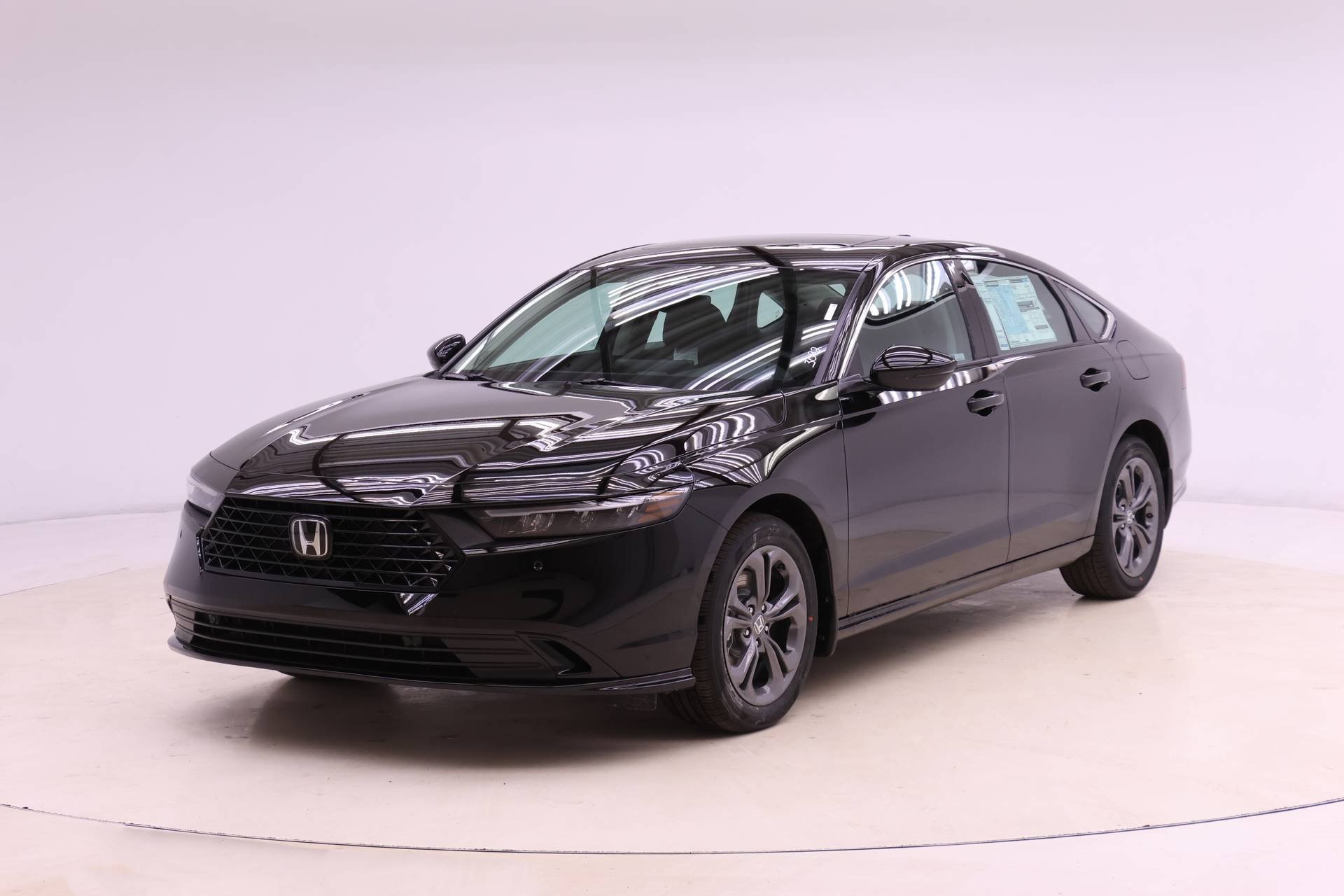 2025 Honda Accord Hybrid EX-L's photo