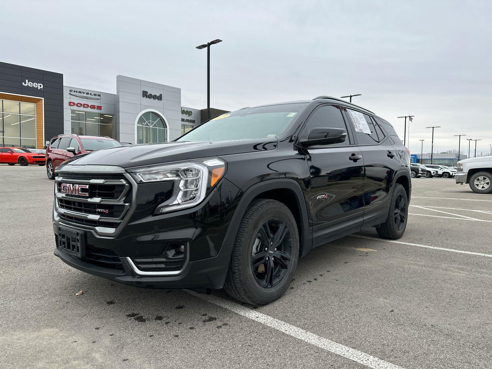 2023 GMC Terrain AT4's photo