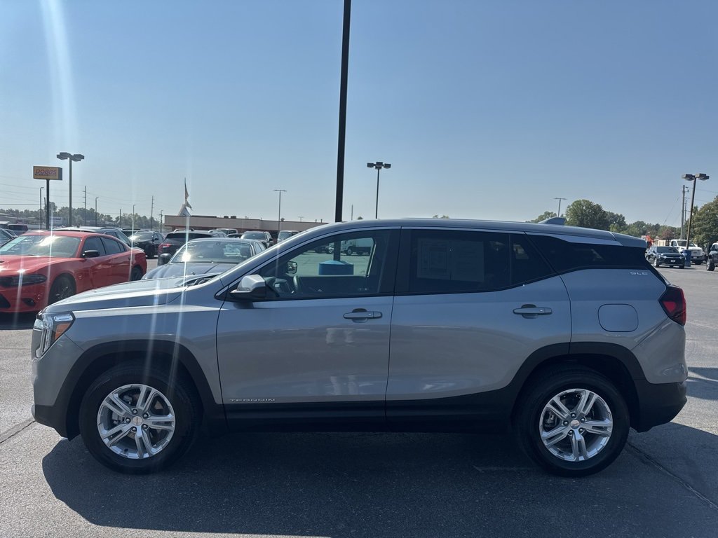 2024 Gmc Terrain SLE photo 6