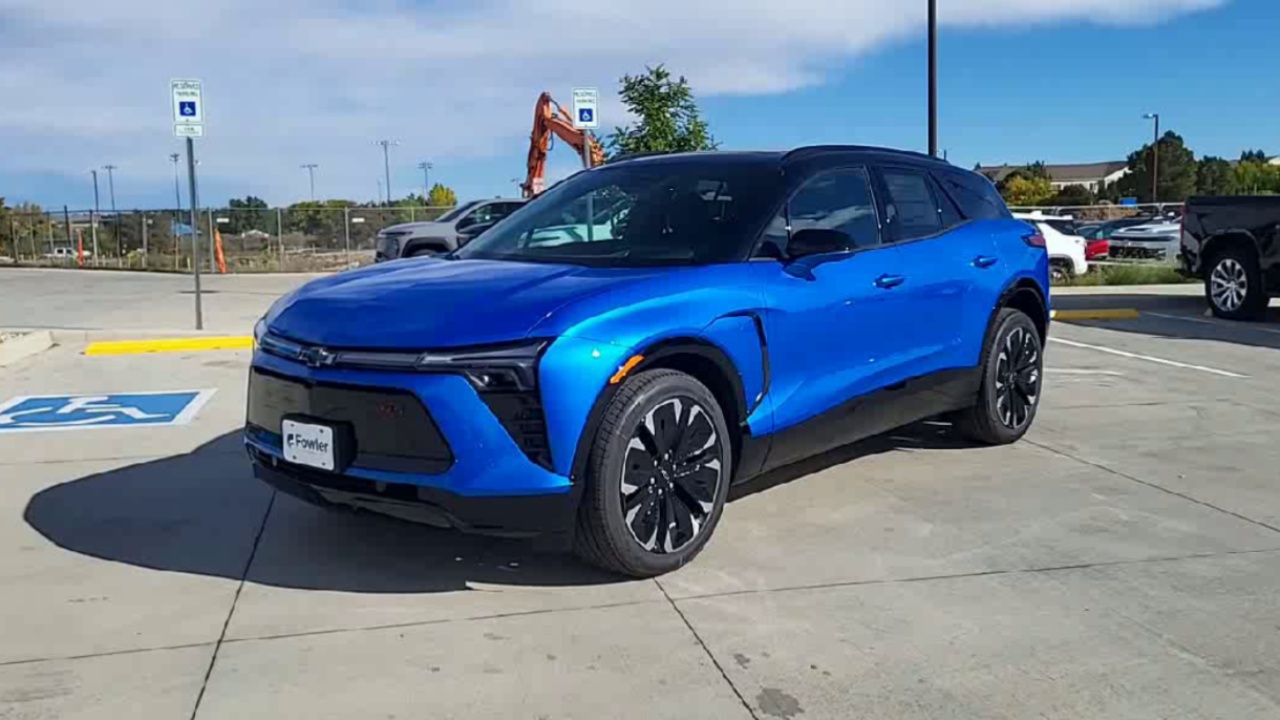 2026 Chevrolet Blazer EV RS photo 4