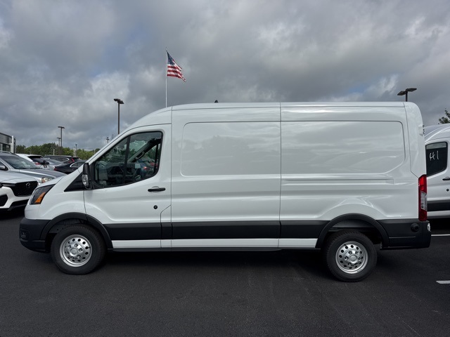 2025 Ford Transit Van Base's photo