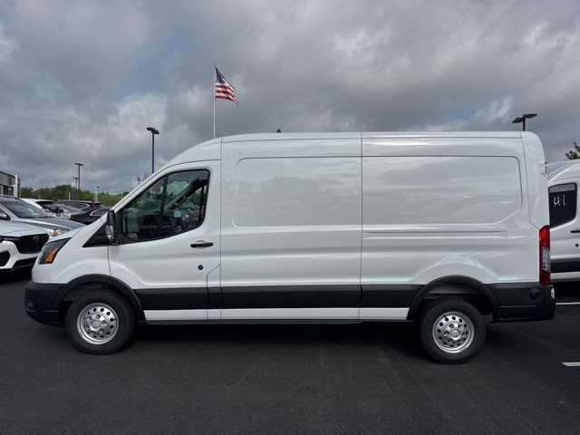 2025 Ford Transit Van Base's photo