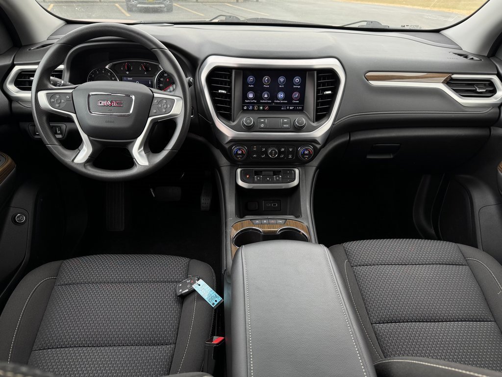 2023 Gmc Acadia SLE photo 10