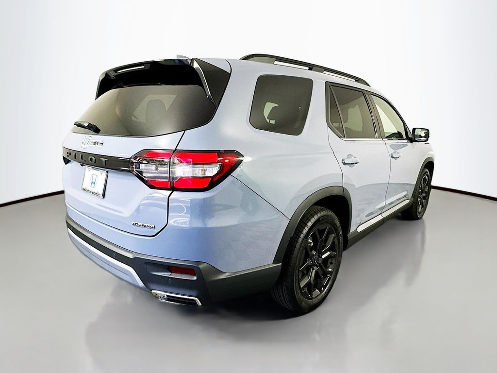 2025 Honda Pilot Touring photo 3