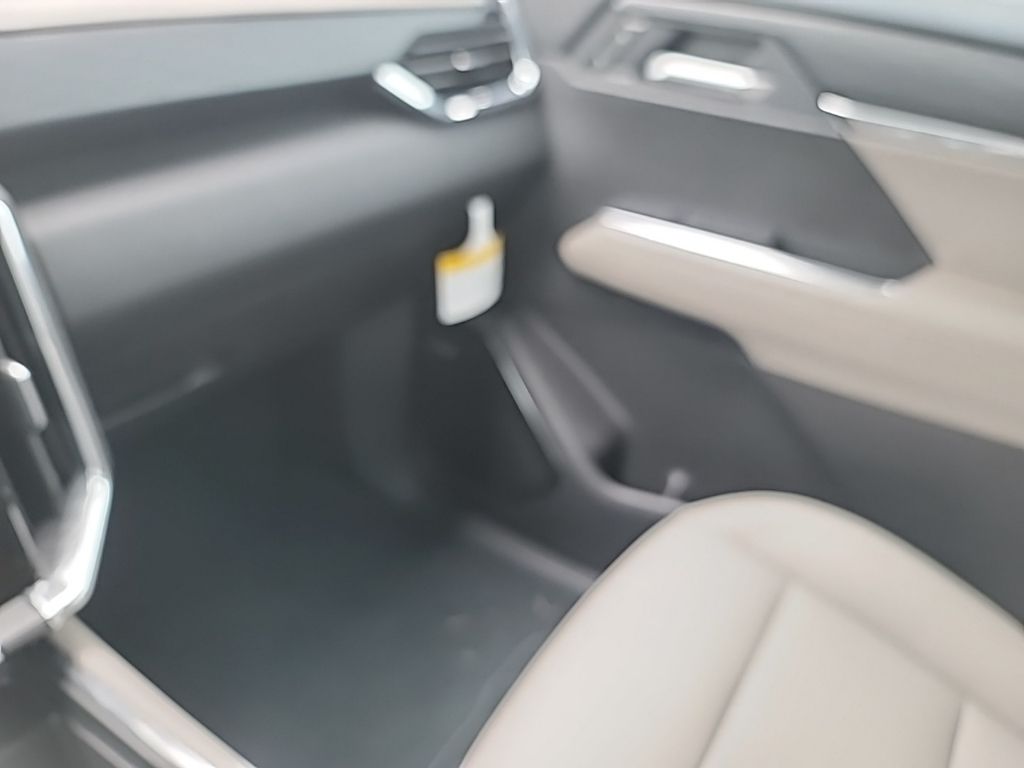 2025 Gmc Acadia Elevation photo 16