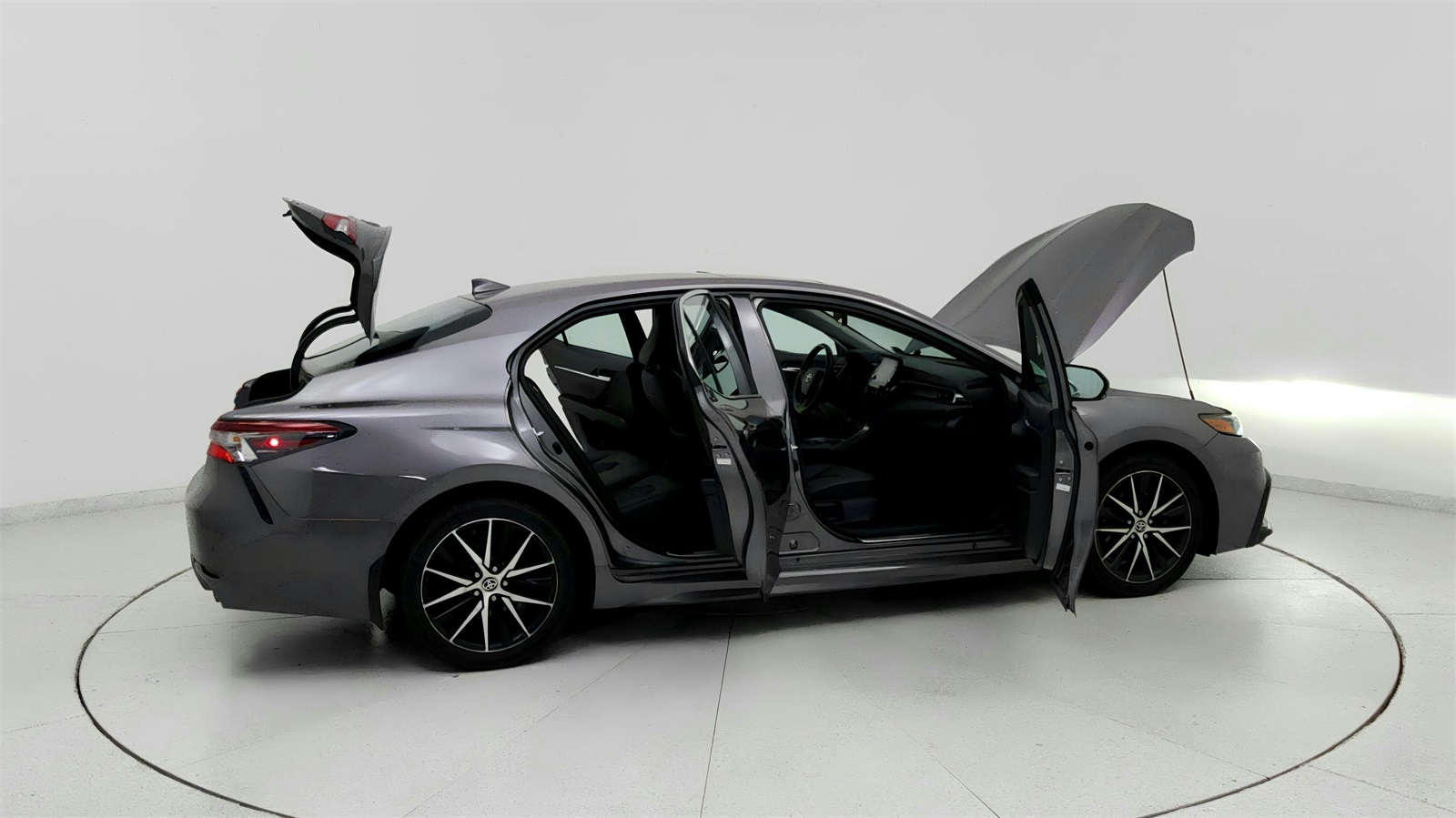 2022 Toyota Camry SE photo 12