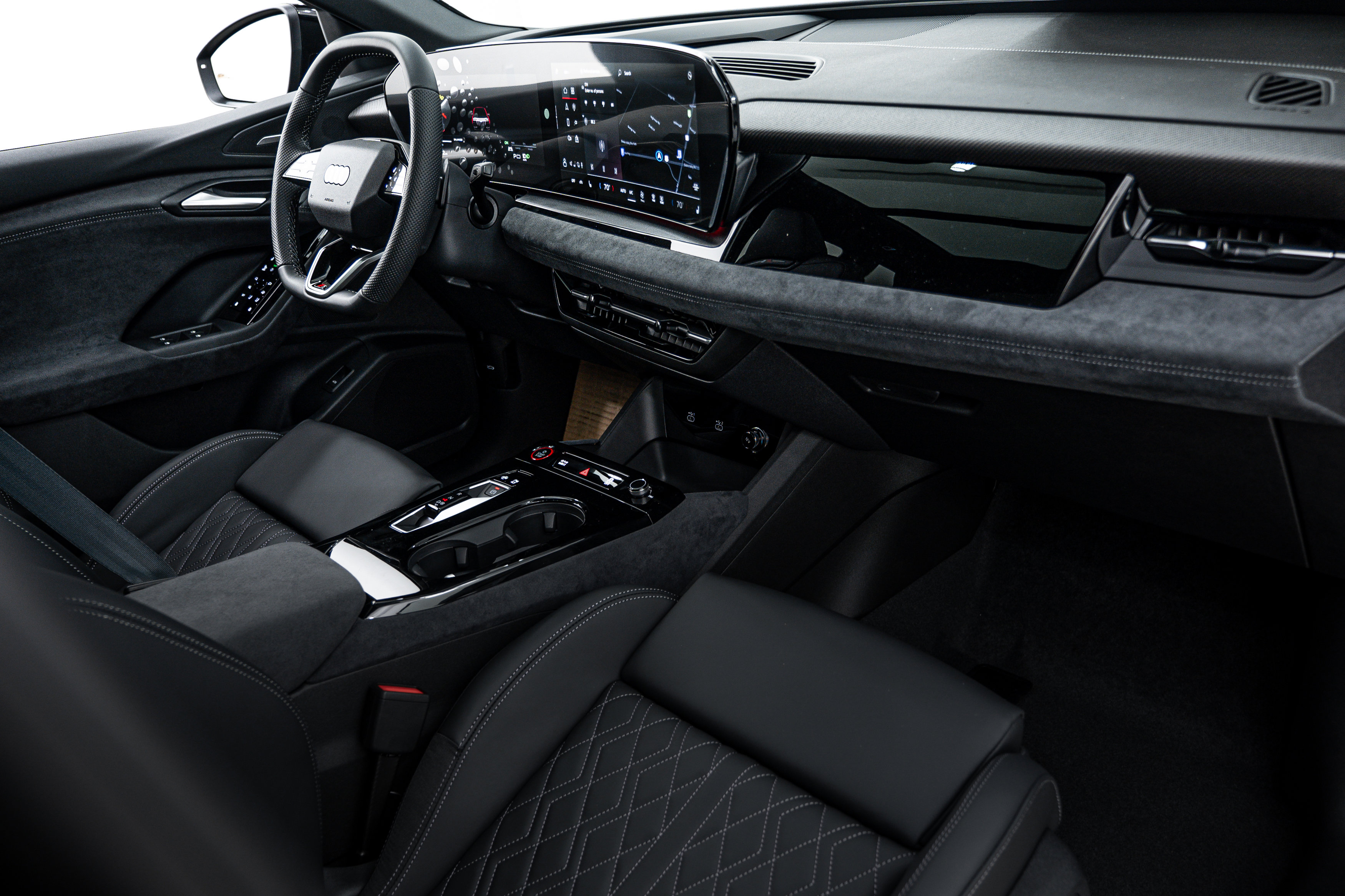 2025 Audi SQ6 photo 9