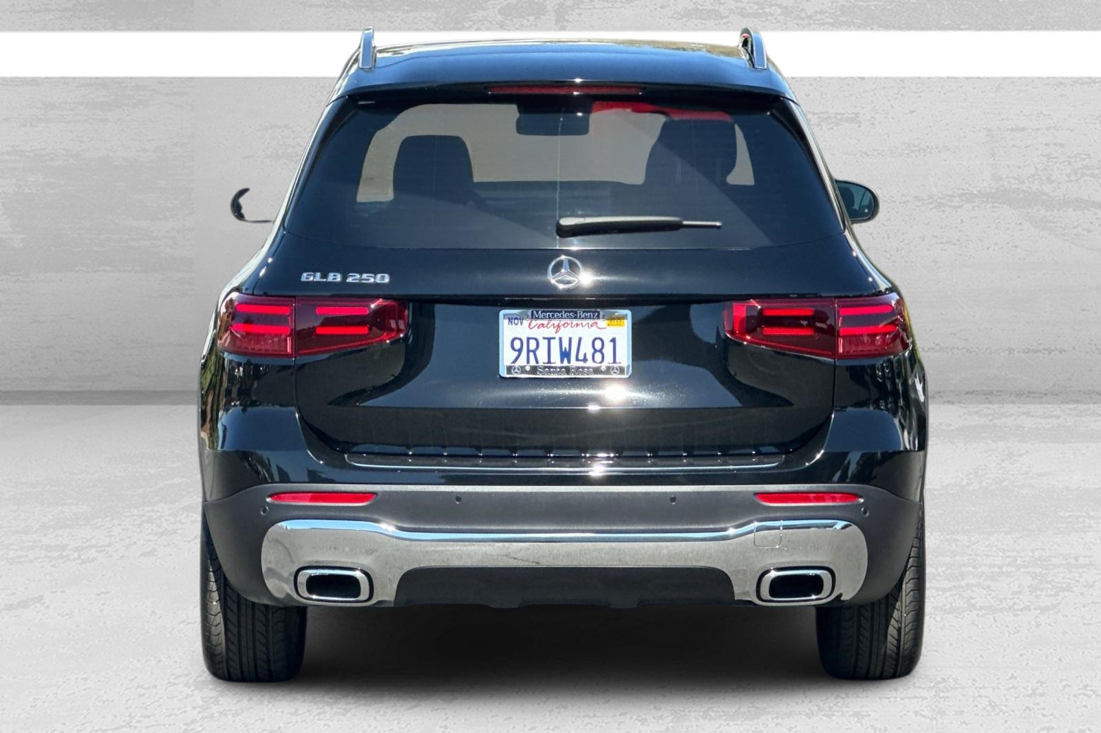 2024 Mercedes Benz GLB 250 photo 4