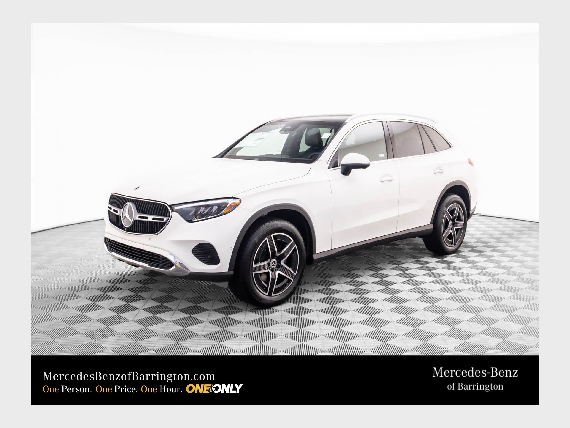 2026 Mercedes-Benz GLC Base's photo