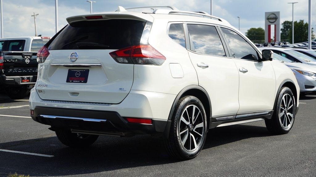 2018 Nissan Rogue SL photo 4