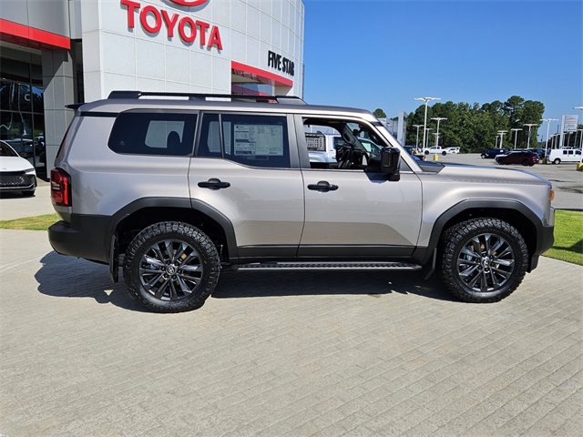 2025 Toyota Land Cruiser Base photo 13
