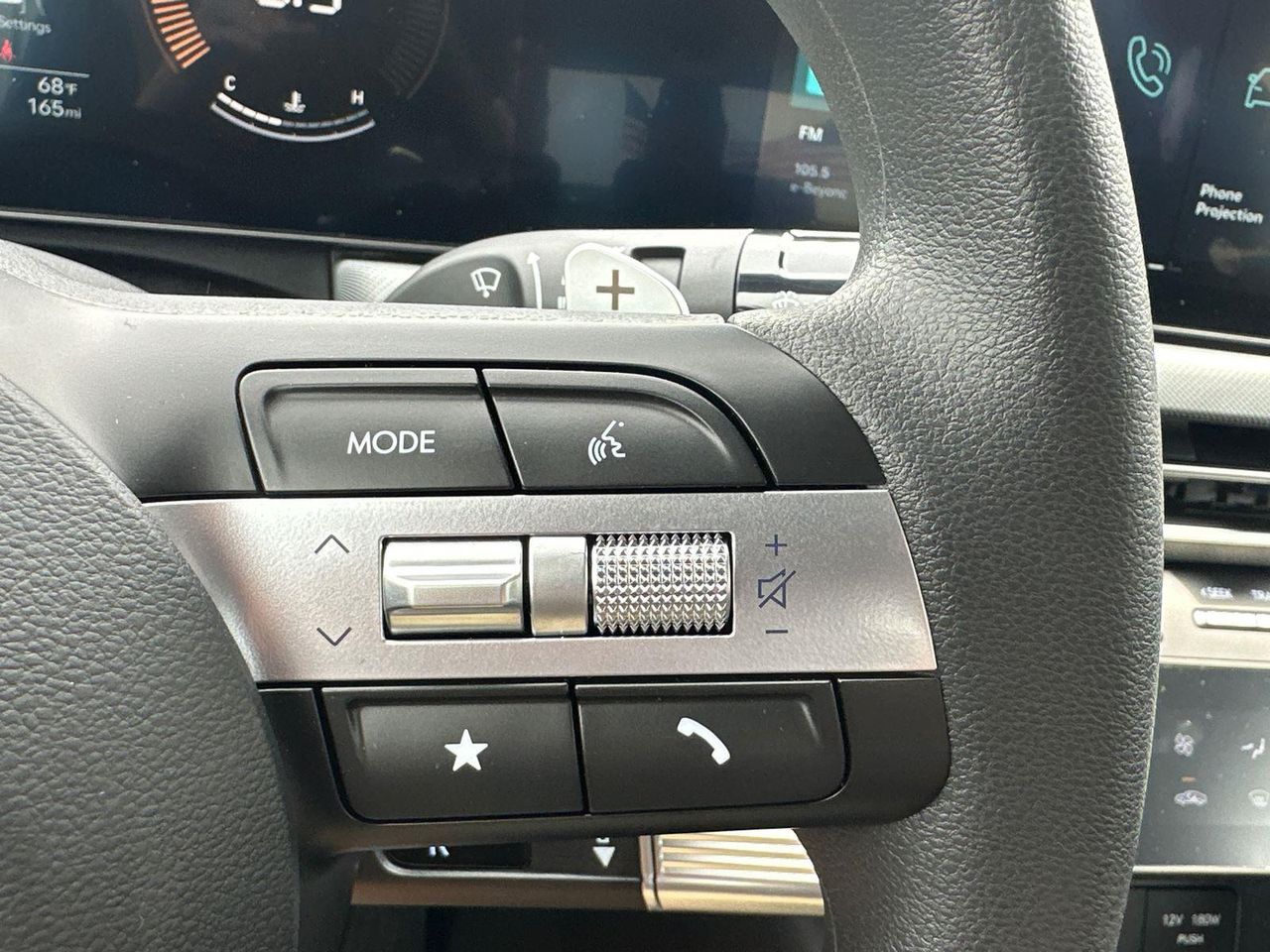 2025 Hyundai Sonata SEL photo 11