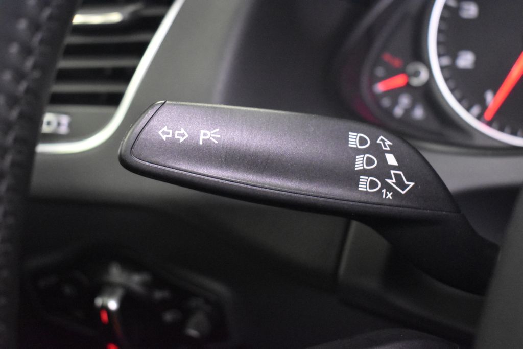 2015 Audi Q5 2.0T Premium Plus photo 18