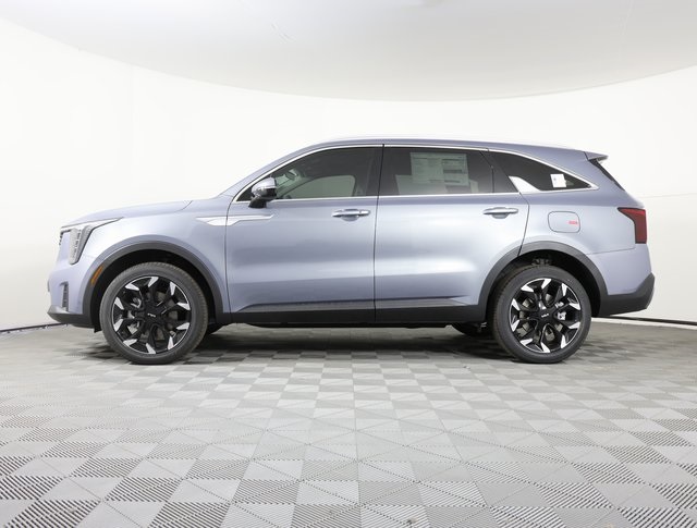 2025 Kia Sorento EX photo 4
