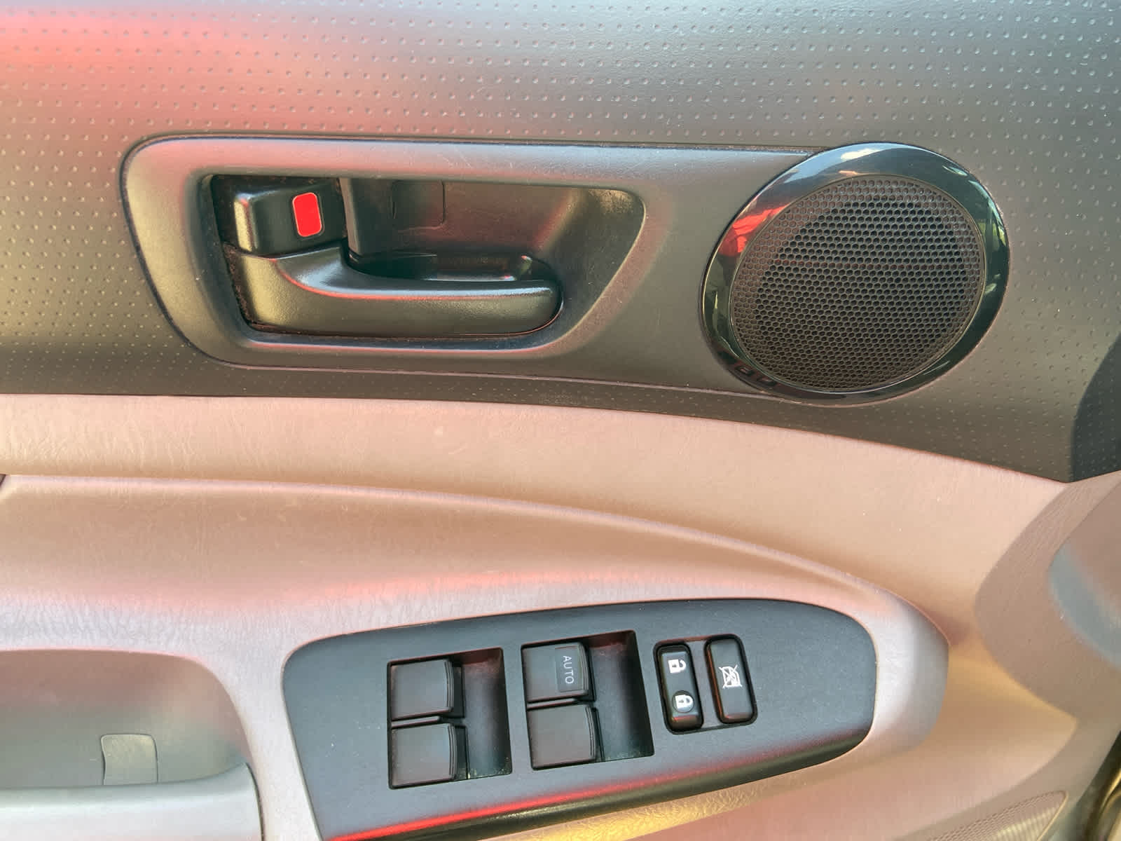 2015 Toyota Tacoma Base photo 12