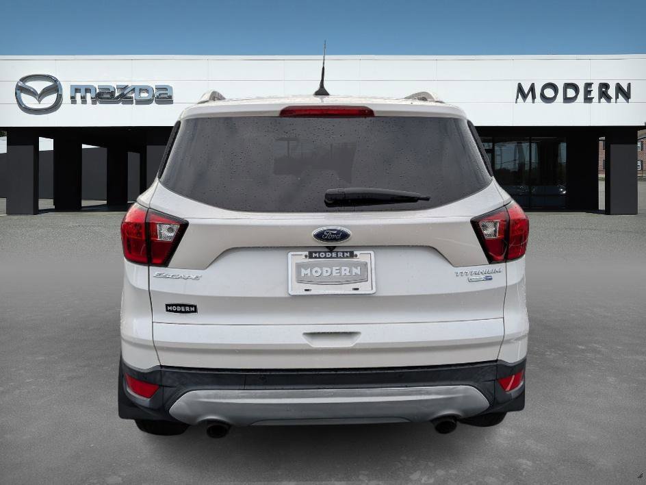 2019 Ford Escape Titanium photo 4