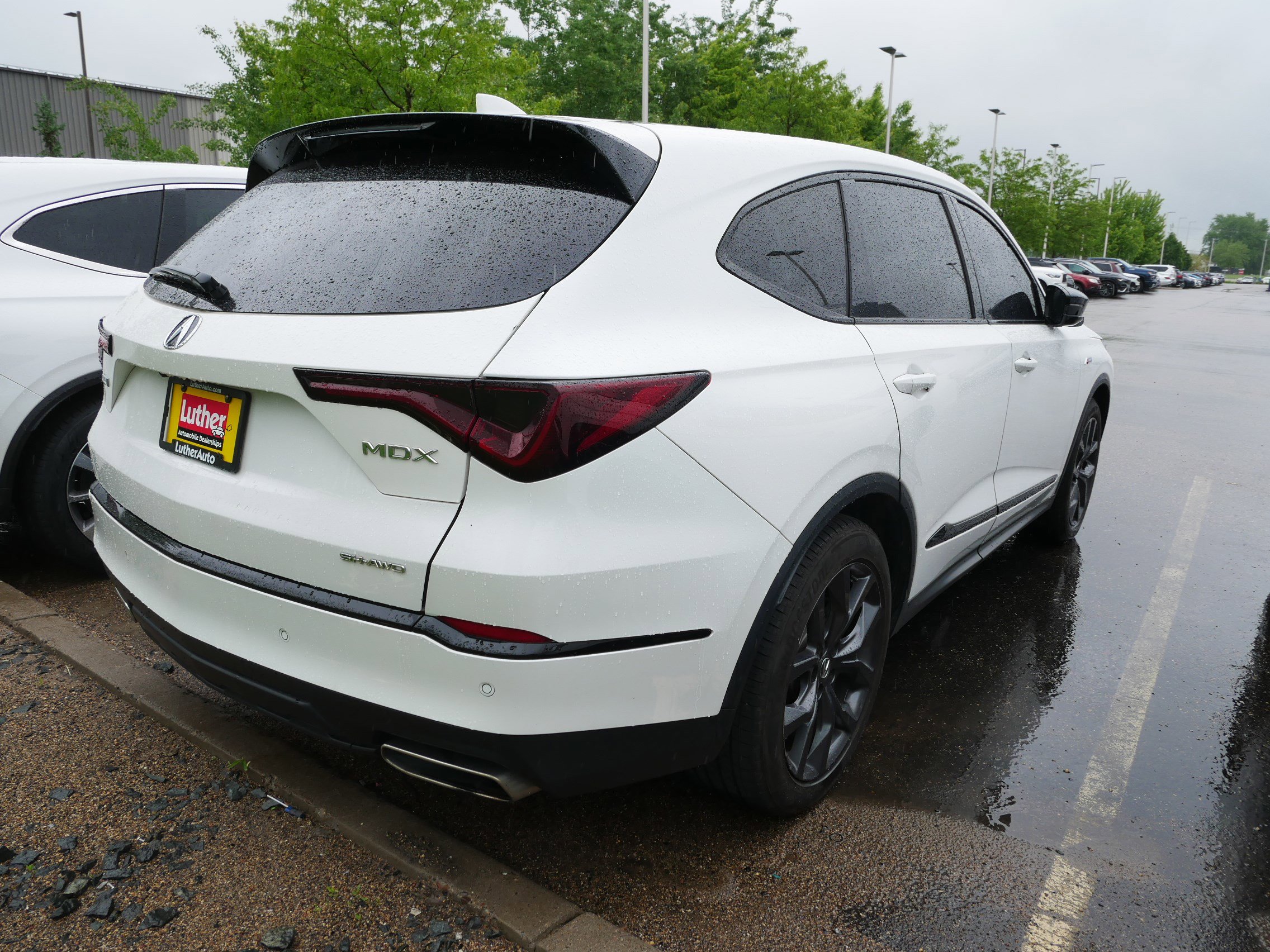 2022 Acura MDX A-Spec photo 5