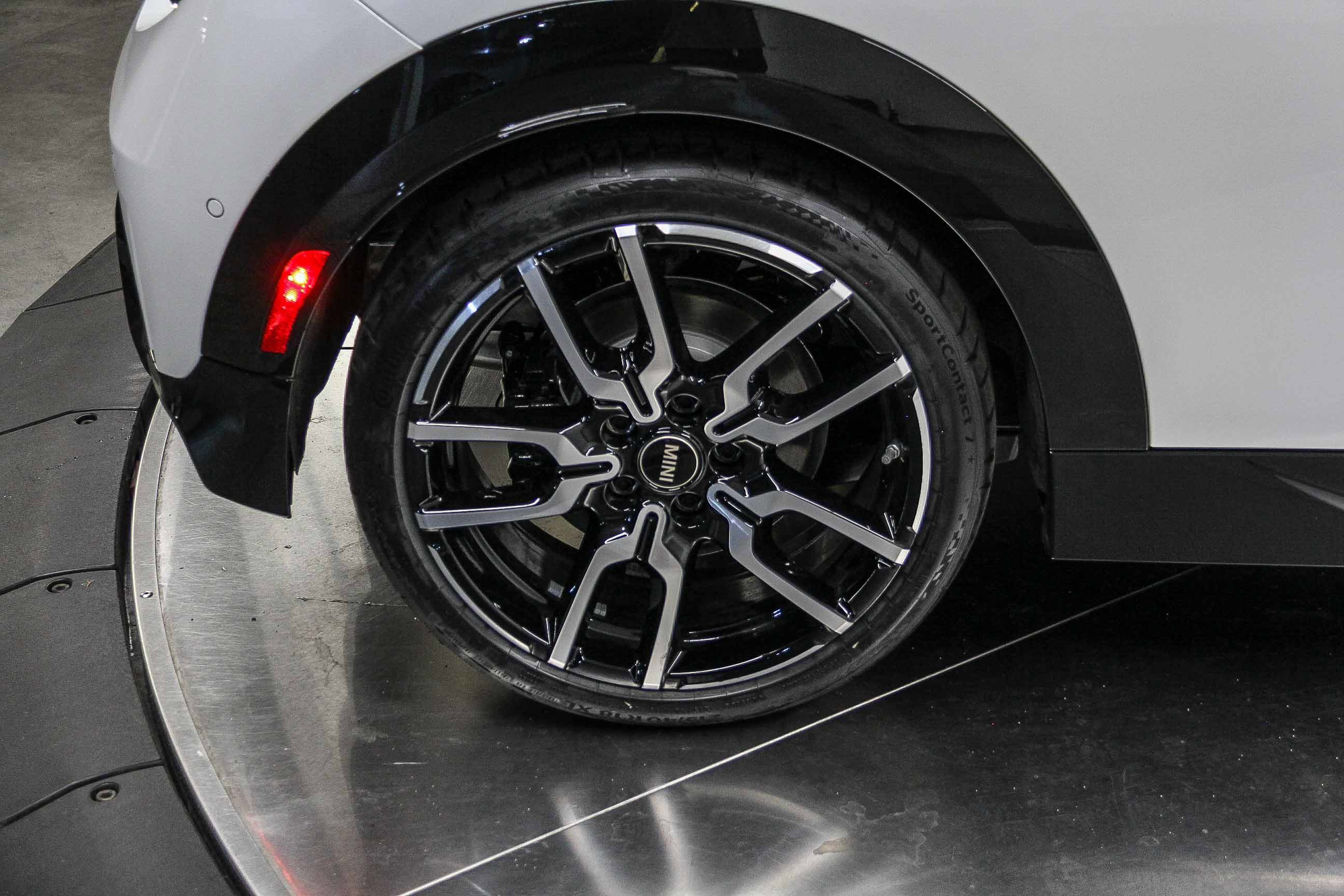 2026 Mini Cooper Hardtop S 2 Door Iconic photo 8