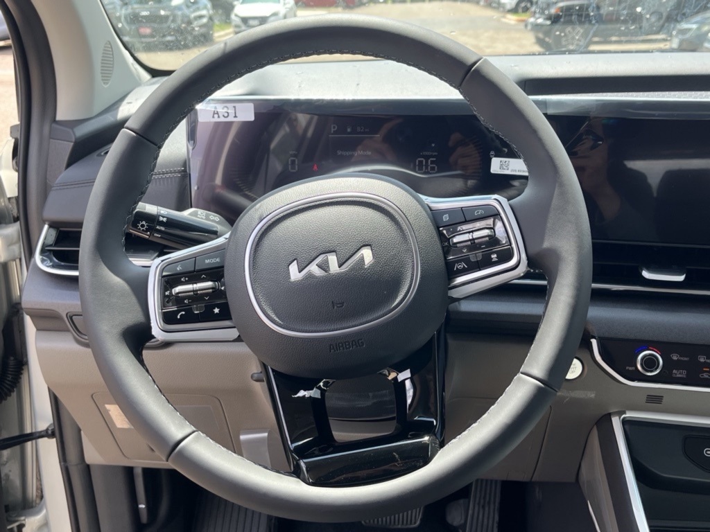 2026 Kia Carnival EX photo 11
