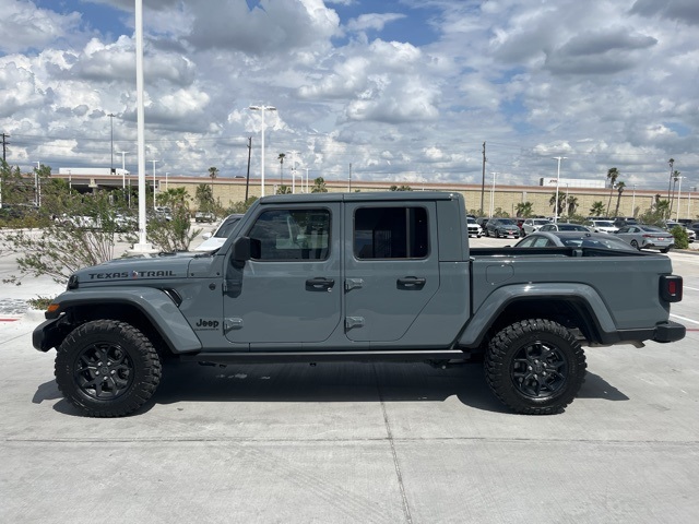 2025 Jeep Gladiator Sport photo 3