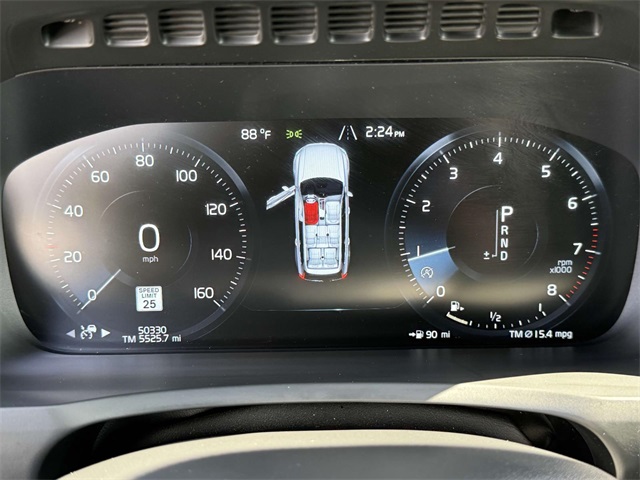 2020 Volvo XC90 T6 Momentum photo 25