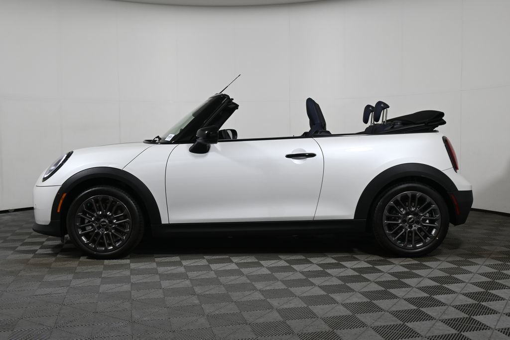 2026 Mini Cooper Convertible Iconic photo 4
